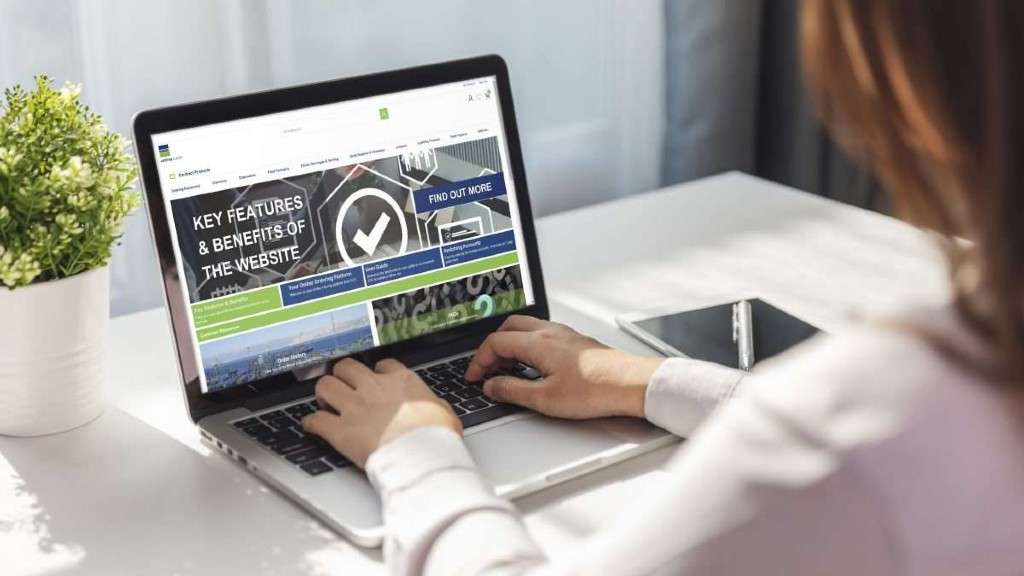 BCS-Laptop-1024×576